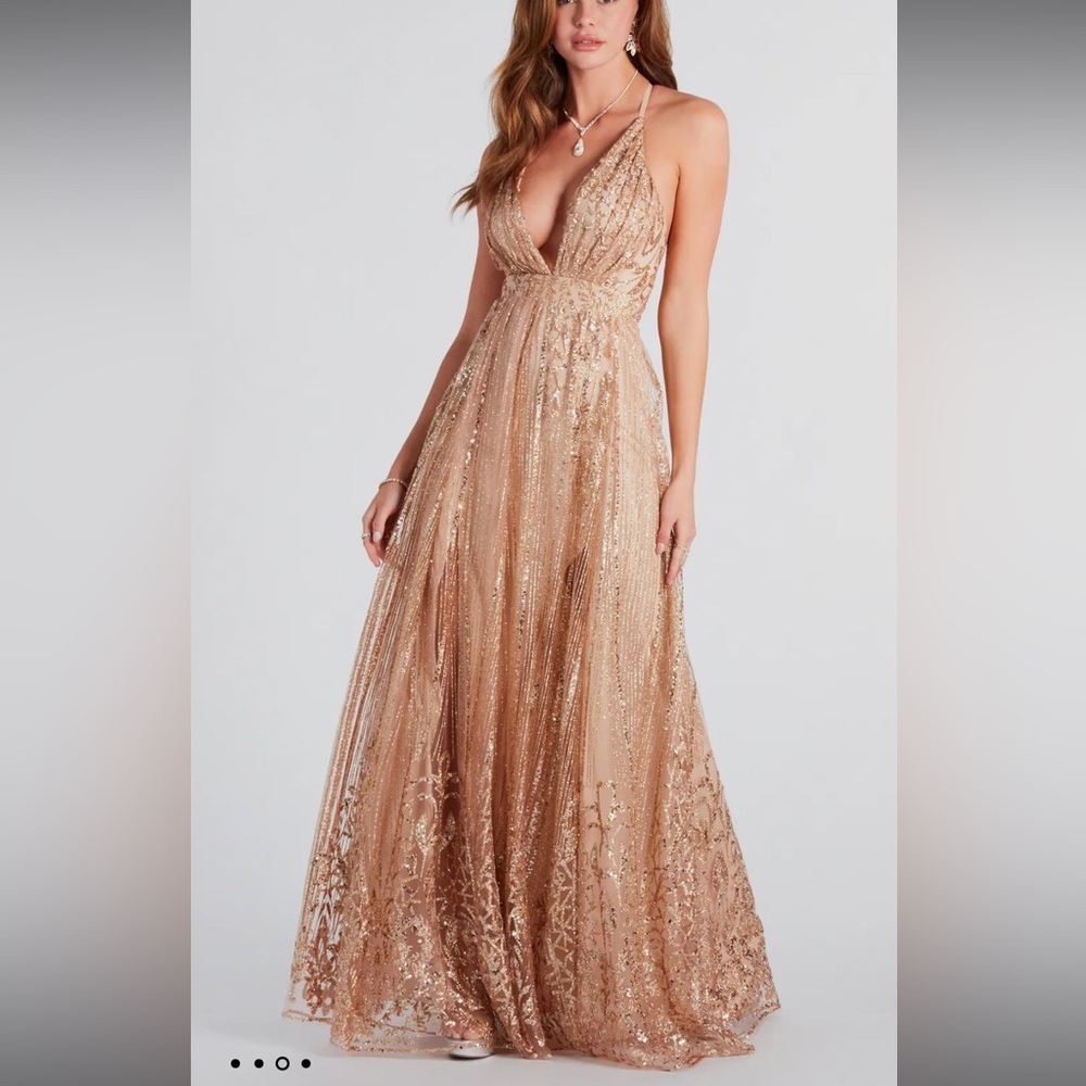 ✨ WINDSOR Caitlyn Formal Glitter Sequin Tulle A-Line Dress; Size Small
